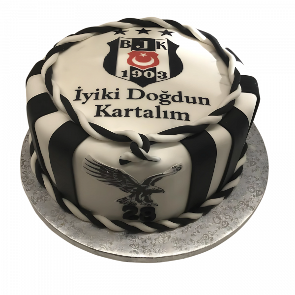Beşiktaş-Torte in Schwarz-Weiß