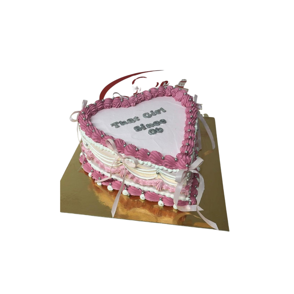 Vintage Herz-Torte in Rosa-Weiß